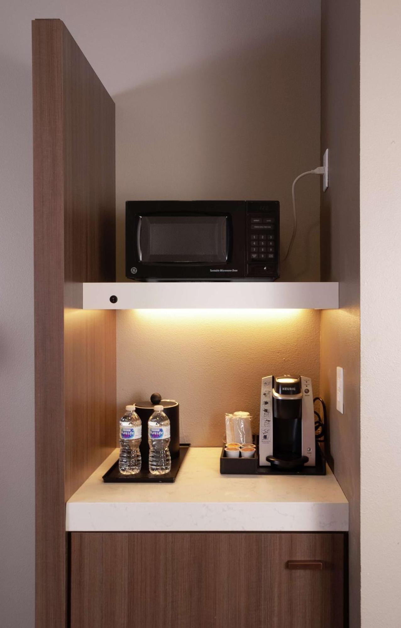 Hilton Garden Inn Atlanta Airport/Millenium Center College Park Екстериор снимка