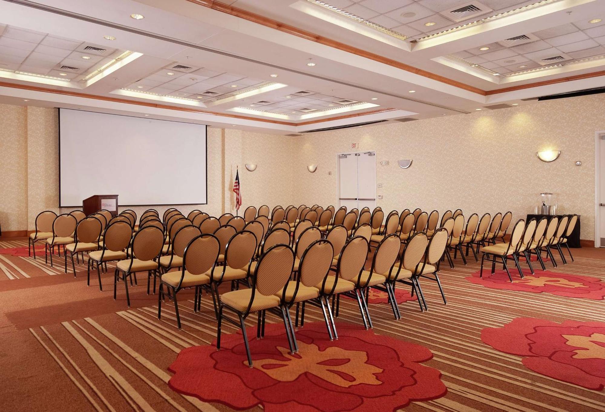Hilton Garden Inn Atlanta Airport/Millenium Center College Park Екстериор снимка