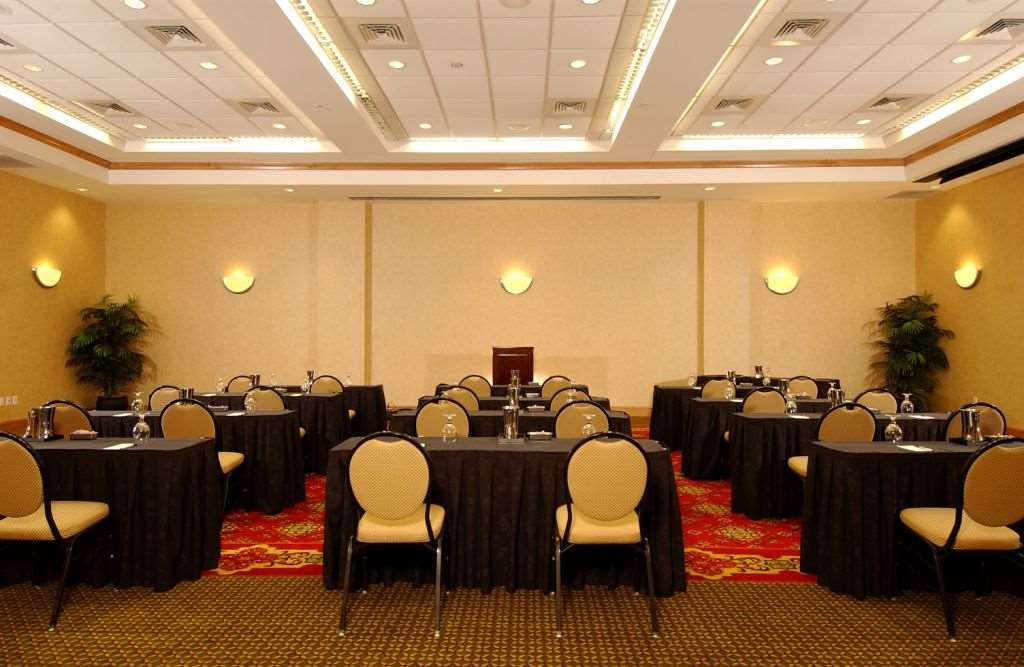 Hilton Garden Inn Atlanta Airport/Millenium Center College Park Съоръжения снимка