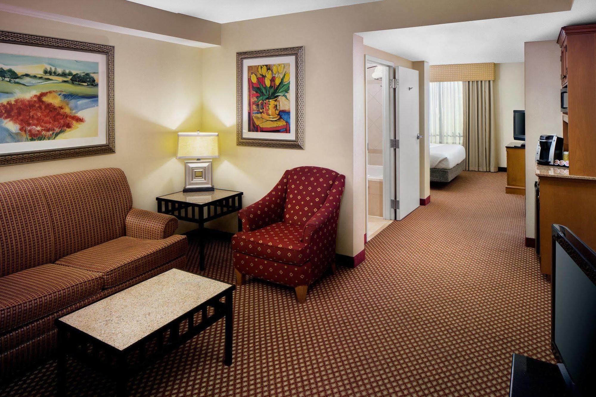 Hilton Garden Inn Atlanta Airport/Millenium Center College Park Екстериор снимка