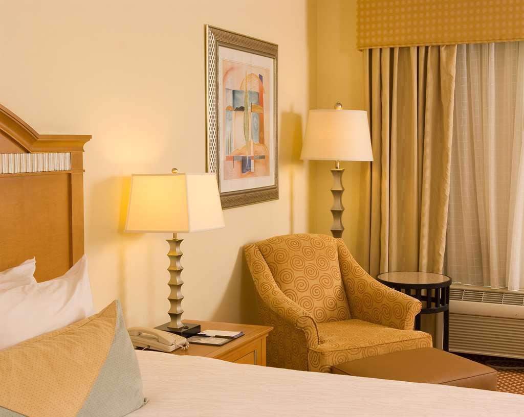 Hilton Garden Inn Atlanta Airport/Millenium Center College Park Стая снимка